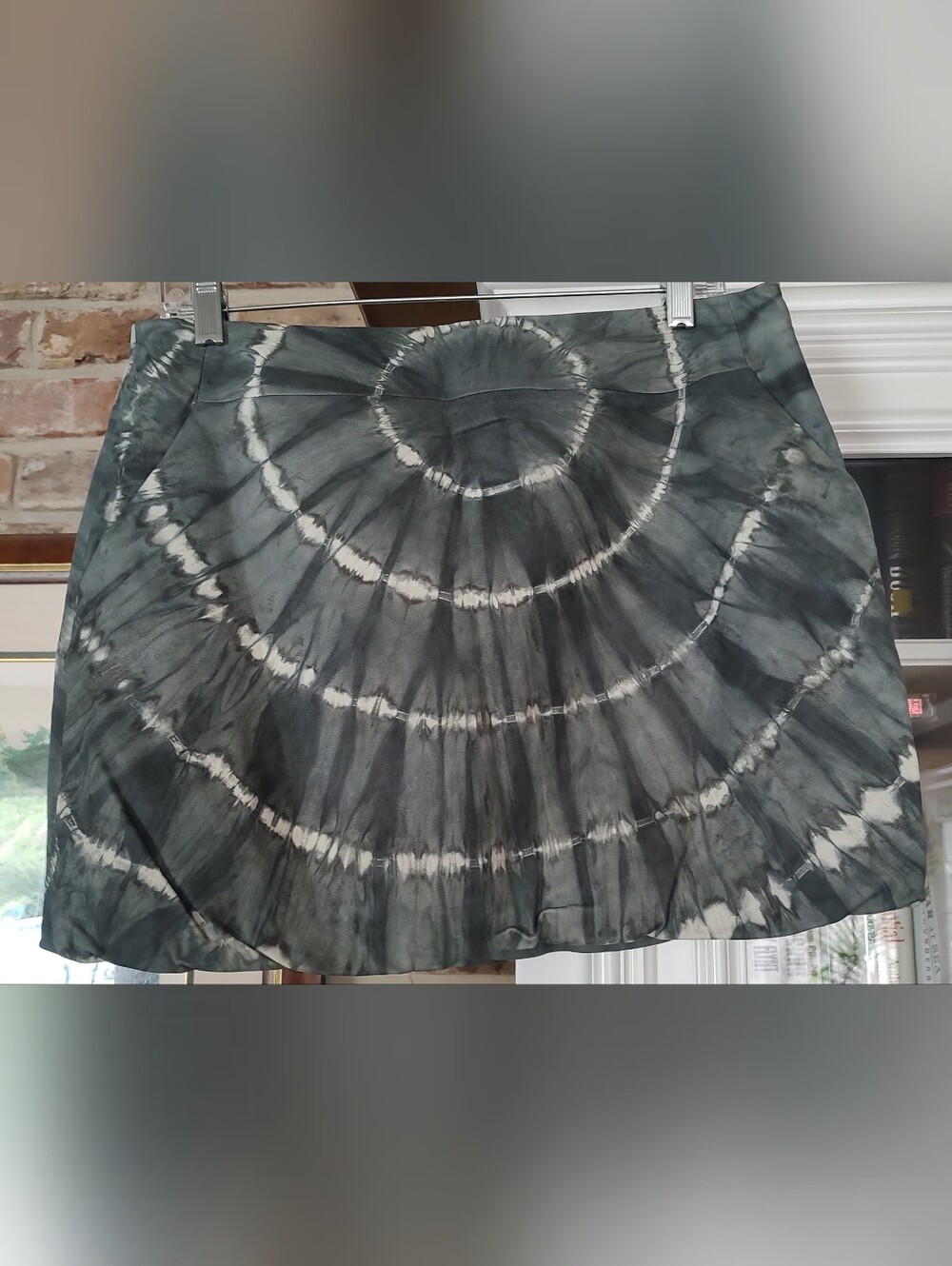 Tory Burch Gray & White Tie-Dye Leather Circle Skirt Size 10